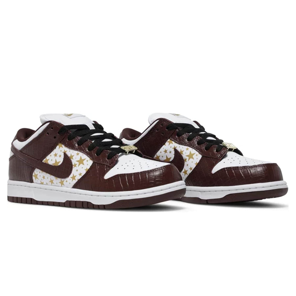 Nike SB Dunk Low Supreme Stars Barkroot Brown