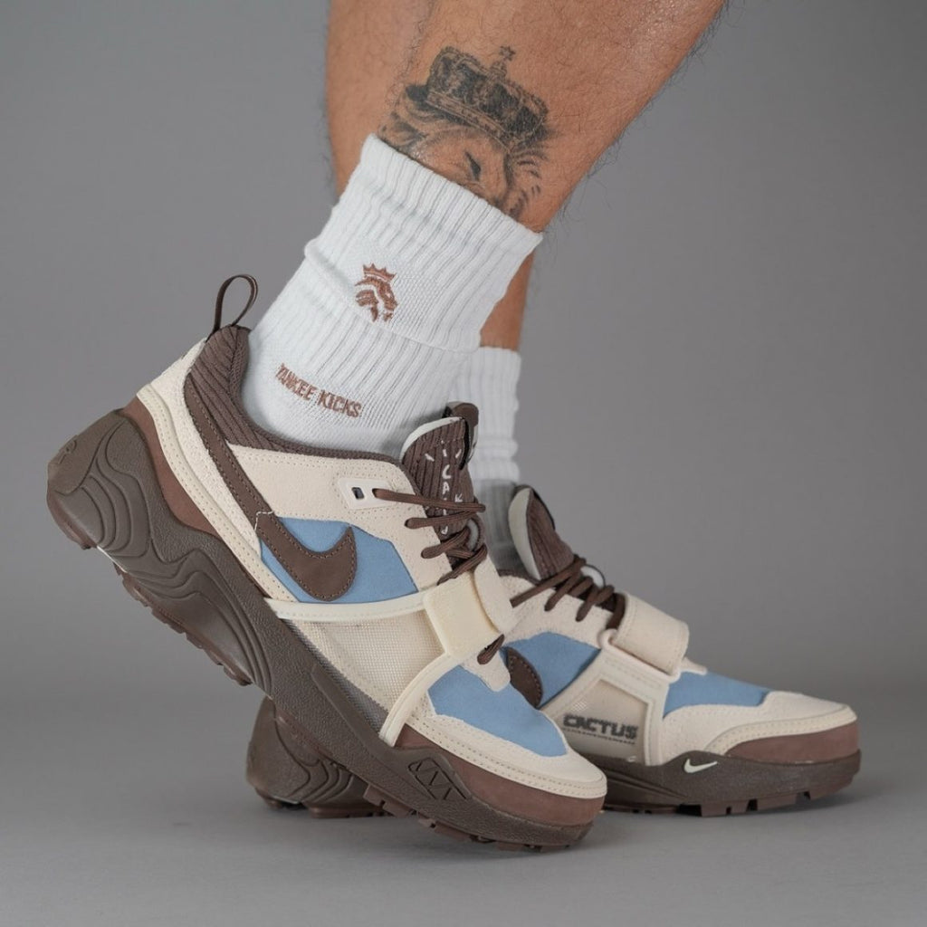 Nike Zoom Field Jaxx Travis Scott Leche Blue