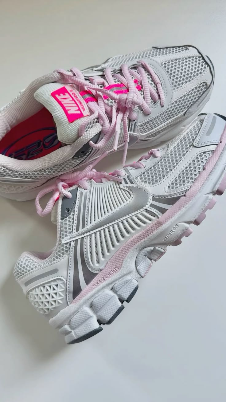 Nike Zoom Vomero 5 520 Pack White Pink (Women's)