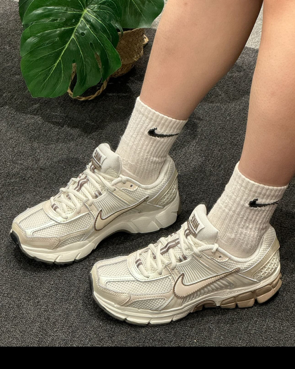 Nike Zoom Vomero 5 Voile Mink Marron Noir