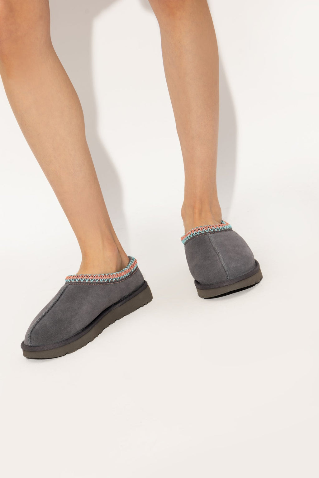 UGG Tasman Slipper Dark Grey