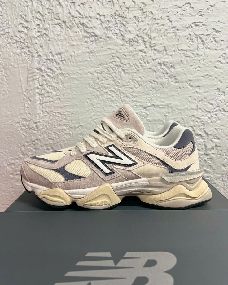 New Balance 9060 Moonrock Linen (SALE)