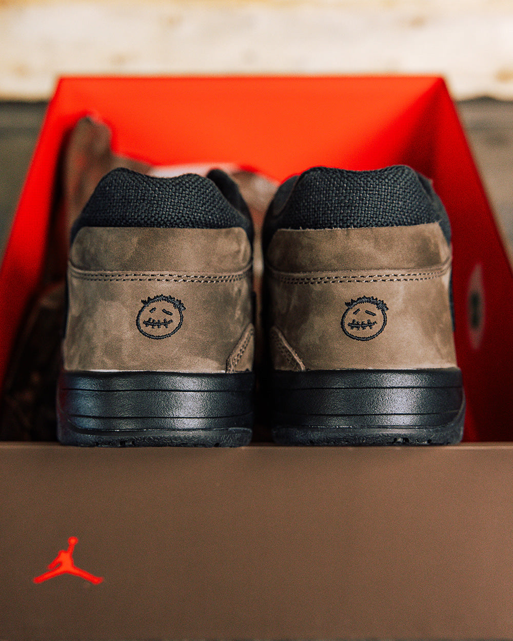 Air Jordan Jumpman Jacket TR Travis Scott Dark Mocha