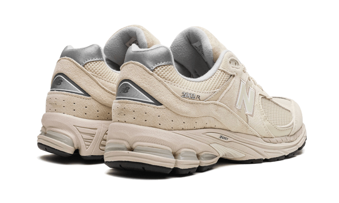 New Balance 2002R Light Bone Aluminum