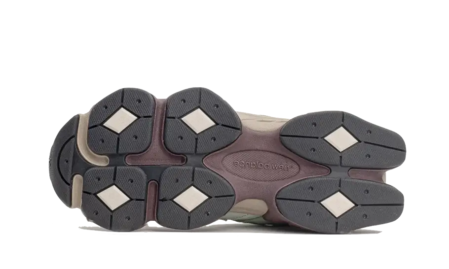 New Balance 9060 Clay Ash (SALE)